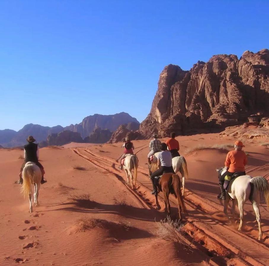 Wadi Rum Desert Camp מראה חיצוני תמונה