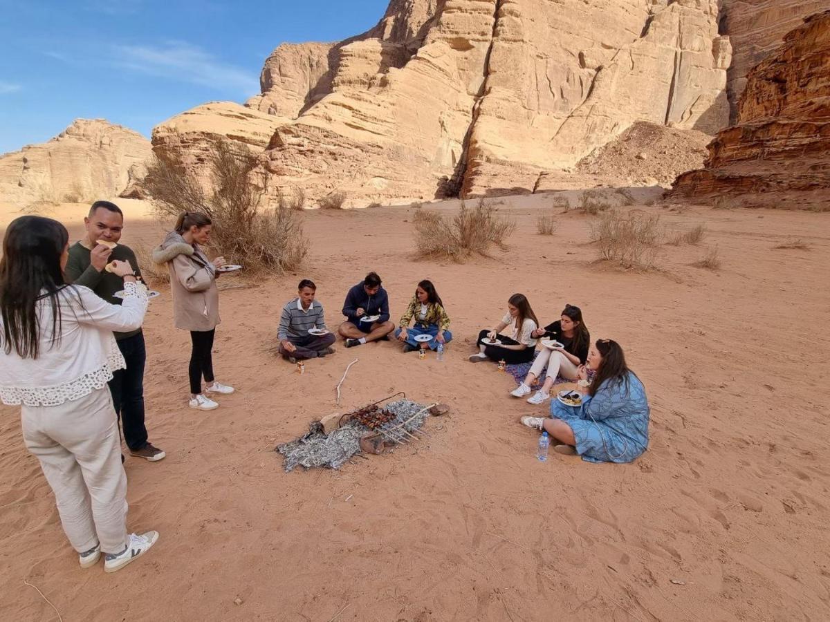 Wadi Rum Desert Camp מראה חיצוני תמונה